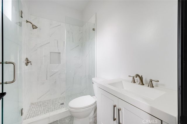 8806 Enfield Avenue, Northridge, CA 91325