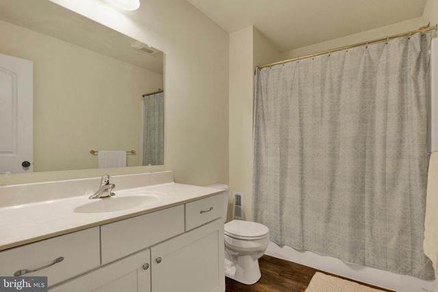 413 DARLINGTON CT, New Providence, PA 17560