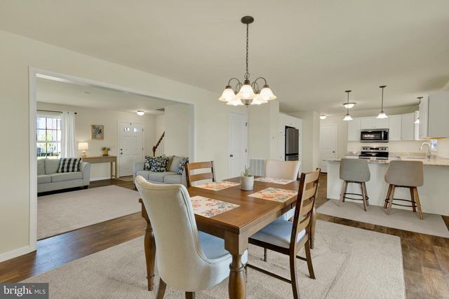 413 DARLINGTON CT, New Providence, PA 17560