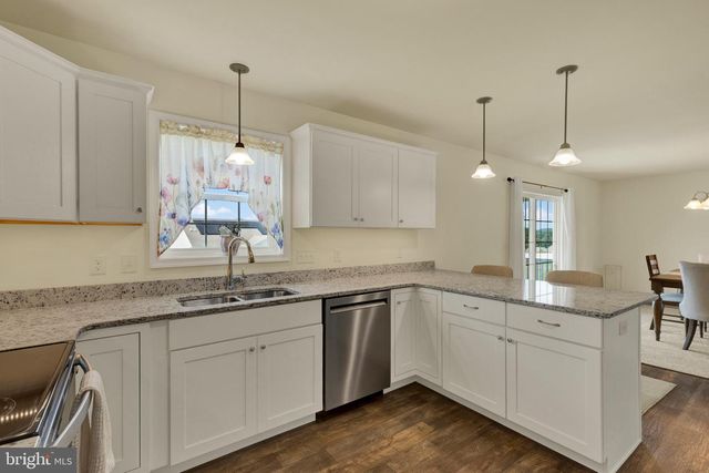 413 DARLINGTON CT, New Providence, PA 17560