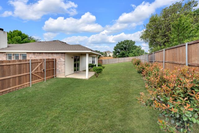 9237 Monument Court, Fort Worth, TX 76244