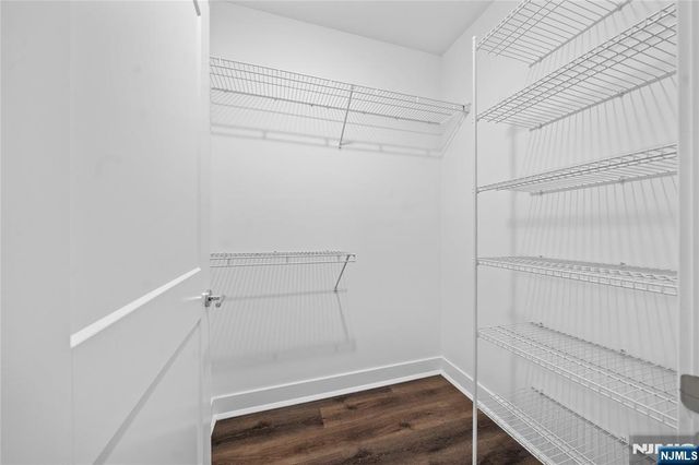 313 Woodland Place 207, Leonia, NJ 07605