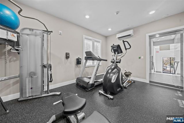 313 Woodland Place 207, Leonia, NJ 07605