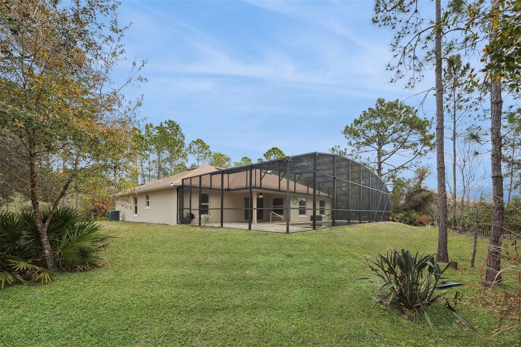 Image 20 of property listing at 7060 BRIDLE PATH, St Cloud, FL 34771