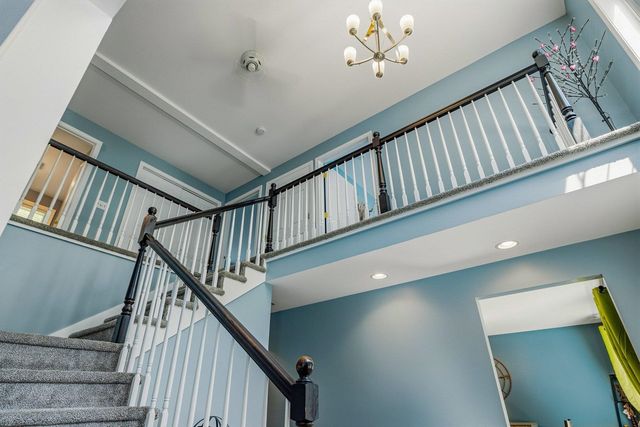 8 Lancelot Road, Farmington, NH 03835