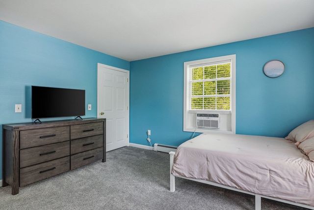 8 Lancelot Road, Farmington, NH 03835