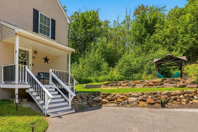 8 Lancelot Road, Farmington, NH 03835