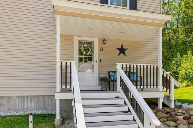 8 Lancelot Road, Farmington, NH 03835