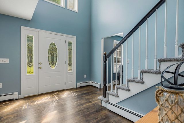 8 Lancelot Road, Farmington, NH 03835