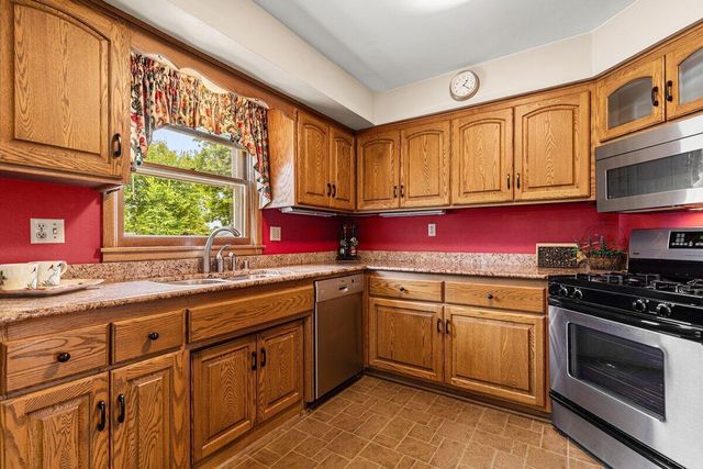 4336 S 49th STREET, Greenfield, WI 53220