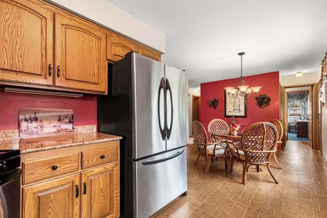 4336 S 49th STREET, Greenfield, WI 53220