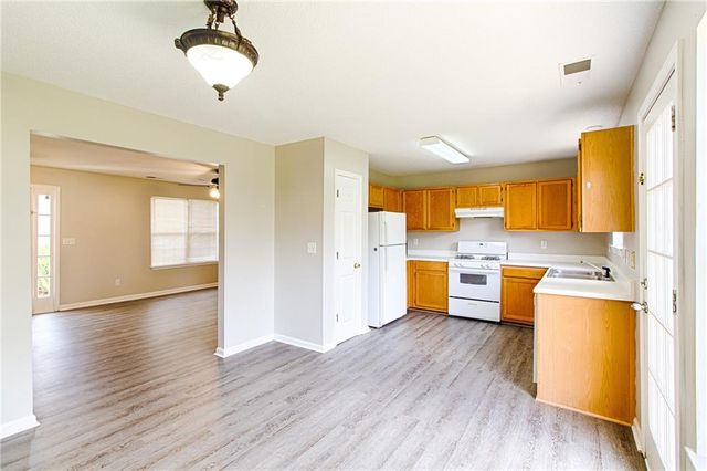 2183 Serenity NW Drive, Acworth, GA 30101