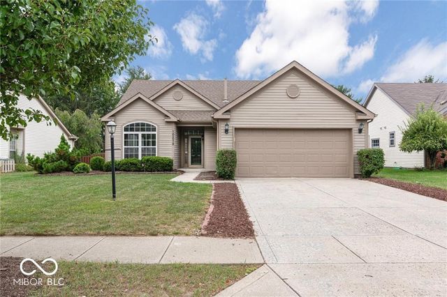 10272 Lakeland Drive, Fishers, IN 46037
