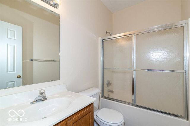 10272 Lakeland Drive, Fishers, IN 46037