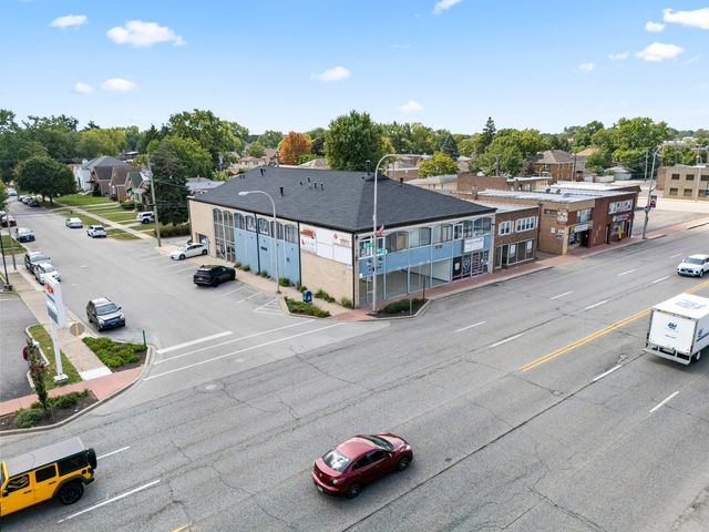 3833 W 95TH Street, Evergreen Park, IL 60805