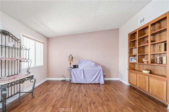 43141 Sunny, Lancaster, CA 93536