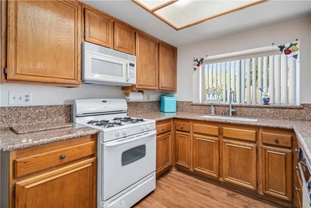 43141 Sunny, Lancaster, CA 93536