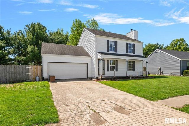 31 FAIRVIEW Boulevard, New Berlin, IL 62670