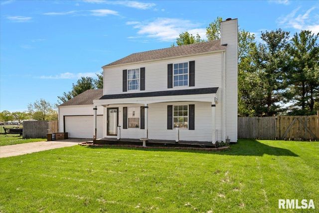 31 FAIRVIEW Boulevard, New Berlin, IL 62670