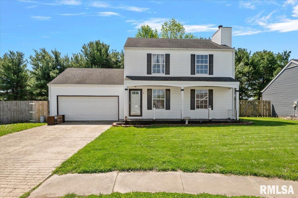 31 FAIRVIEW Boulevard, New Berlin, IL 62670