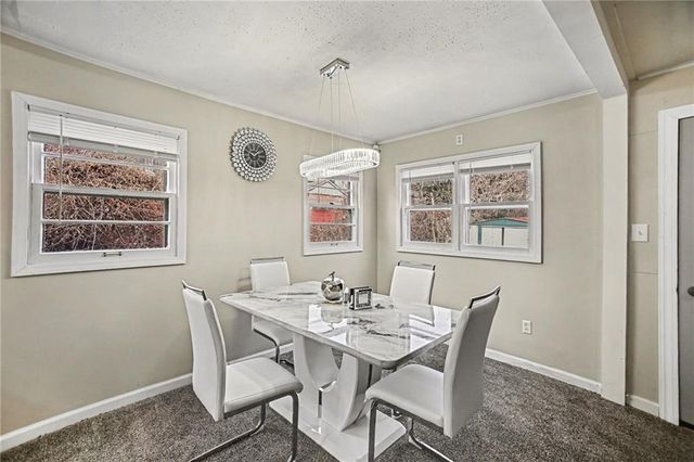 3145 Hawthorne Drive, St Joseph, MO 64501