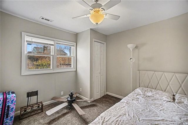 3145 Hawthorne Drive, St Joseph, MO 64501