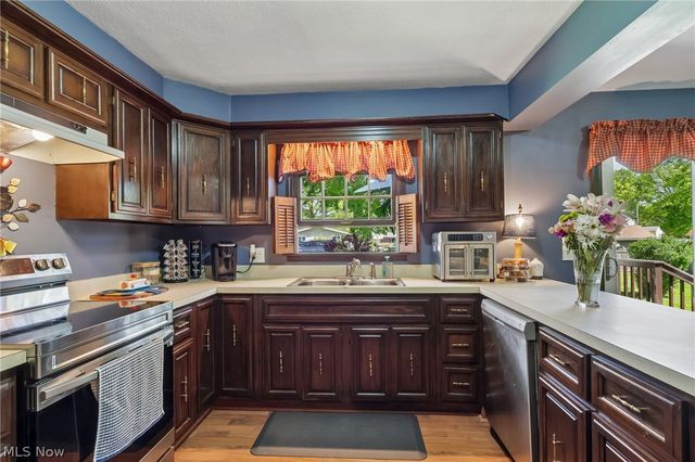 3329 S Maple Lane, Ashtabula, OH 44004