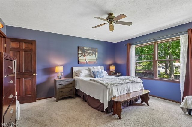 3329 S Maple Lane, Ashtabula, OH 44004