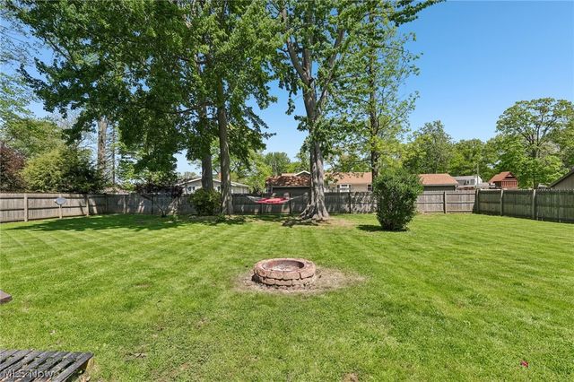 3329 S Maple Lane, Ashtabula, OH 44004