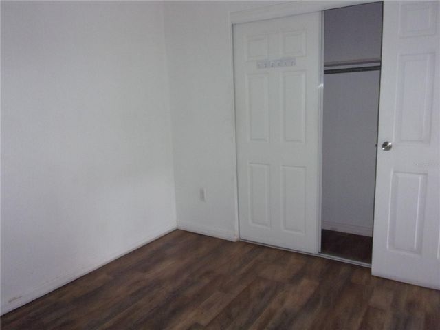 5208 7TH STREET, Zephyrhills, FL 33542
