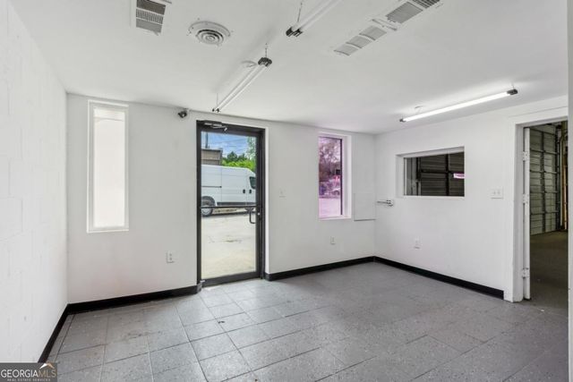 2667 Donald Lee Hollowell Parkway, Atlanta, GA 30318