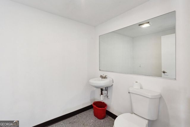 2667 Donald Lee Hollowell Parkway, Atlanta, GA 30318