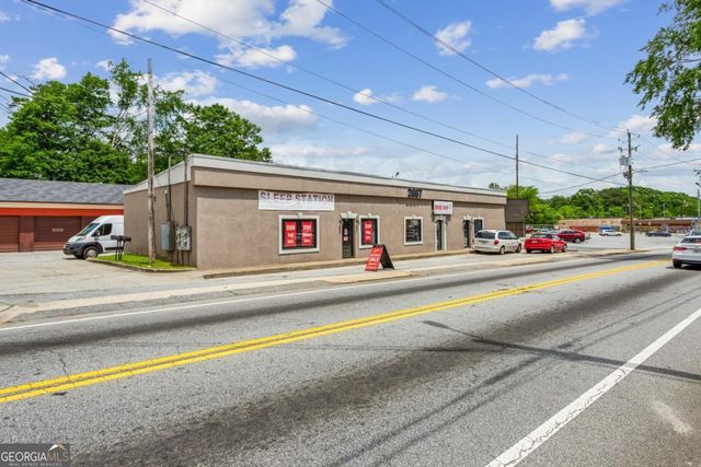 2667 Donald Lee Hollowell Parkway, Atlanta, GA 30318