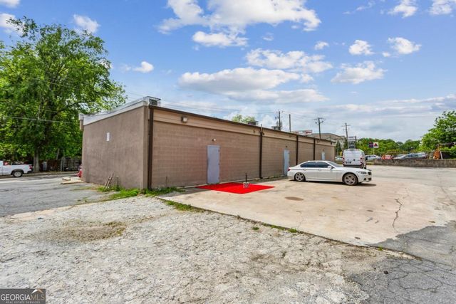 2667 Donald Lee Hollowell Parkway, Atlanta, GA 30318