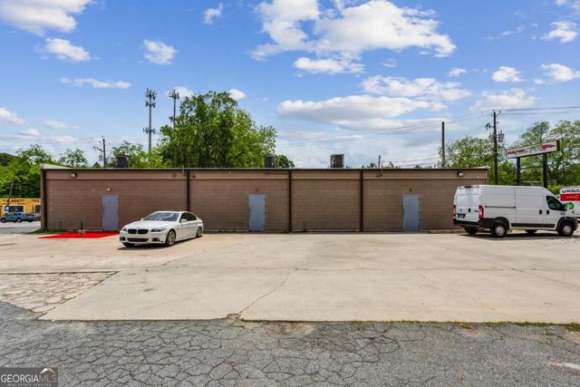 2667 Donald Lee Hollowell Parkway, Atlanta, GA 30318