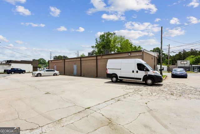 2667 Donald Lee Hollowell Parkway, Atlanta, GA 30318