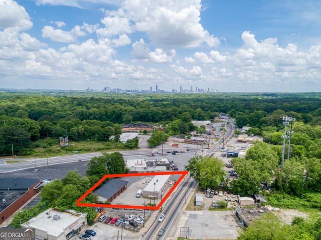 2667 Donald Lee Hollowell Parkway, Atlanta, GA 30318