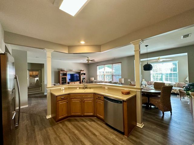 11892 Ludbury Ridge, Huntley, IL 60142