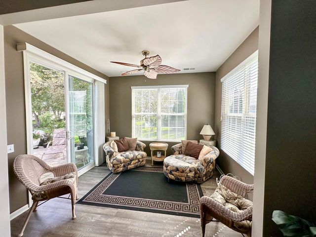 11892 Ludbury Ridge, Huntley, IL 60142