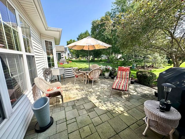 11892 Ludbury Ridge, Huntley, IL 60142
