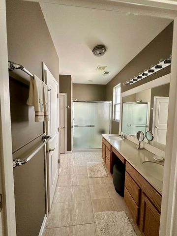11892 Ludbury Ridge, Huntley, IL 60142