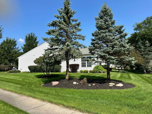11892 Ludbury Ridge, Huntley, IL 60142