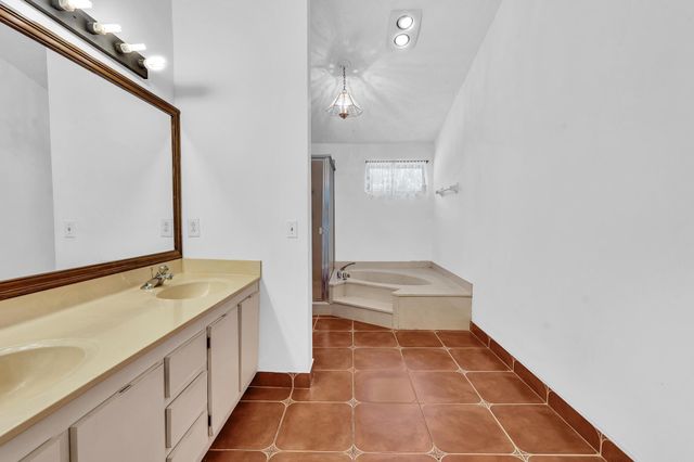 1400 NW 9th Avenue E-33, Boca Raton, FL 33486