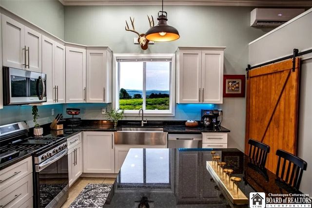 942 Spencer Rd, Kiantone, NY 14701