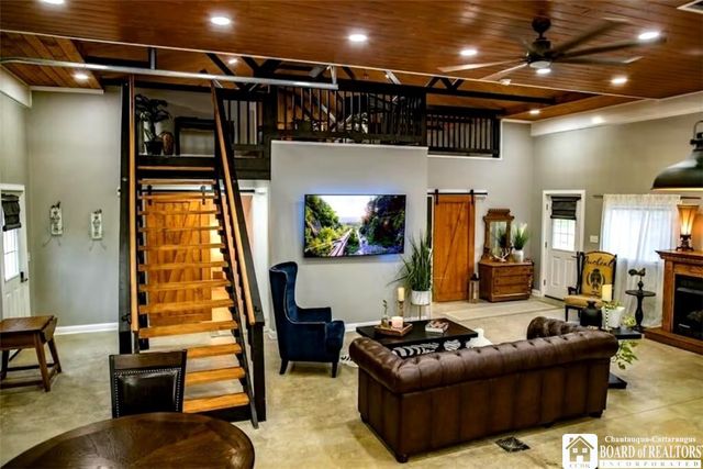 942 Spencer Rd, Kiantone, NY 14701