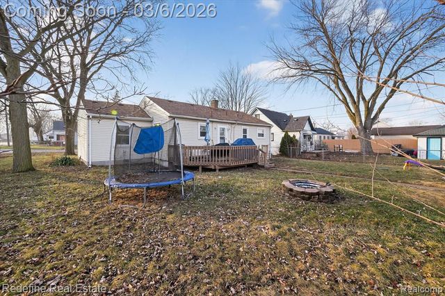 1517 Lillian Street, Westland, MI 48186