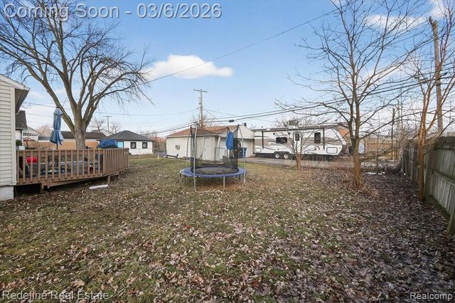 1517 Lillian Street, Westland, MI 48186