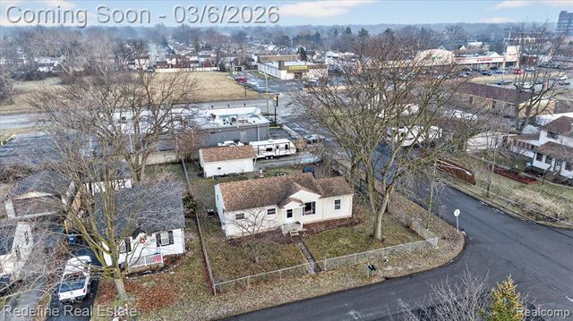 1517 Lillian Street, Westland, MI 48186