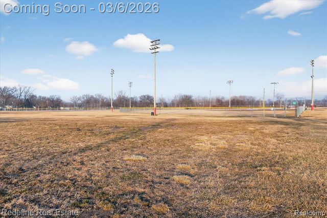 1517 Lillian Street, Westland, MI 48186