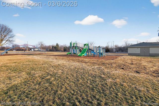 1517 Lillian Street, Westland, MI 48186